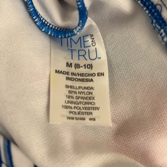 Time and Tru ladies swimsuit - Picture 5 of 5